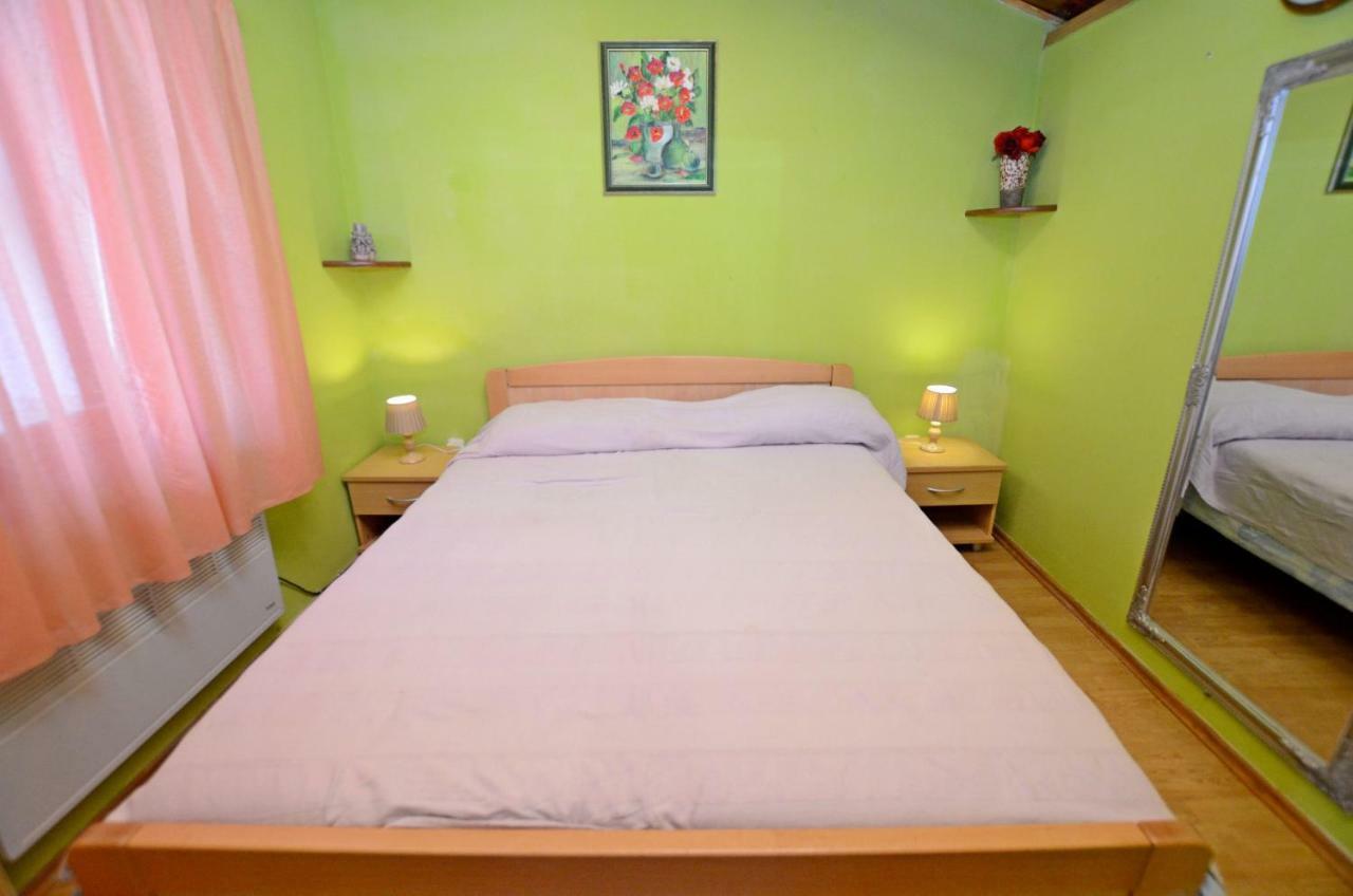 Apartment Amedea Kanfanar Quarto foto
